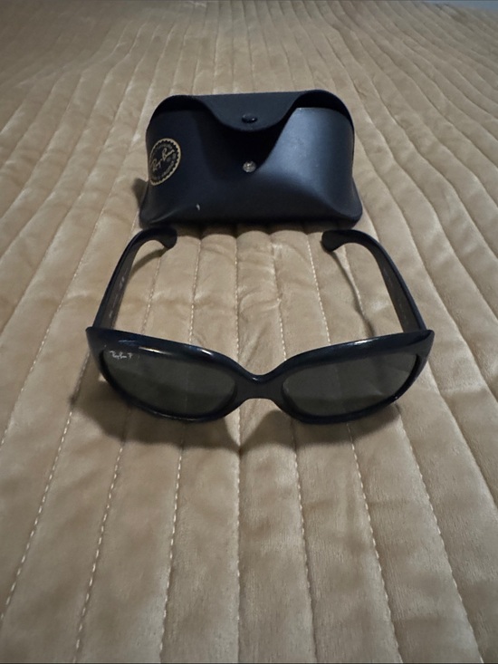 Ray-Ban Accessories - Ray-Ban Women's Black Oval Sunglasses with Black Case